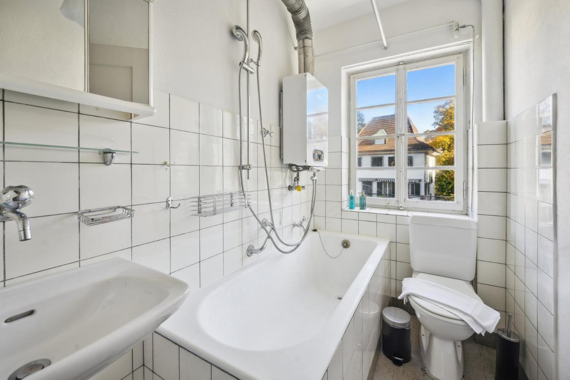 Homey Comfort In Oerlikon Zurique Exterior foto